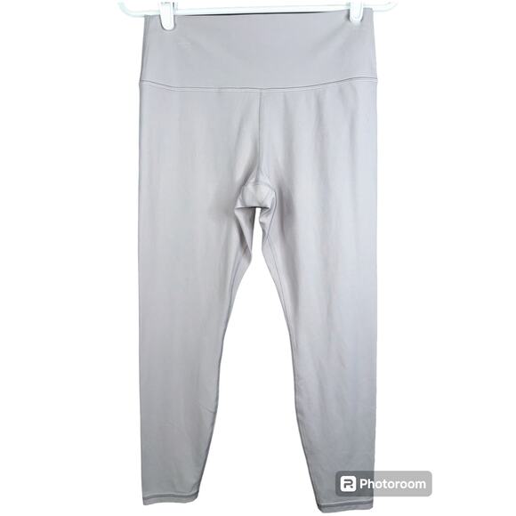 Athleta Light Purple/ Lilac Capri Cropped 'Transcend Tight Leggings' Size Large - Picture 1 of 5